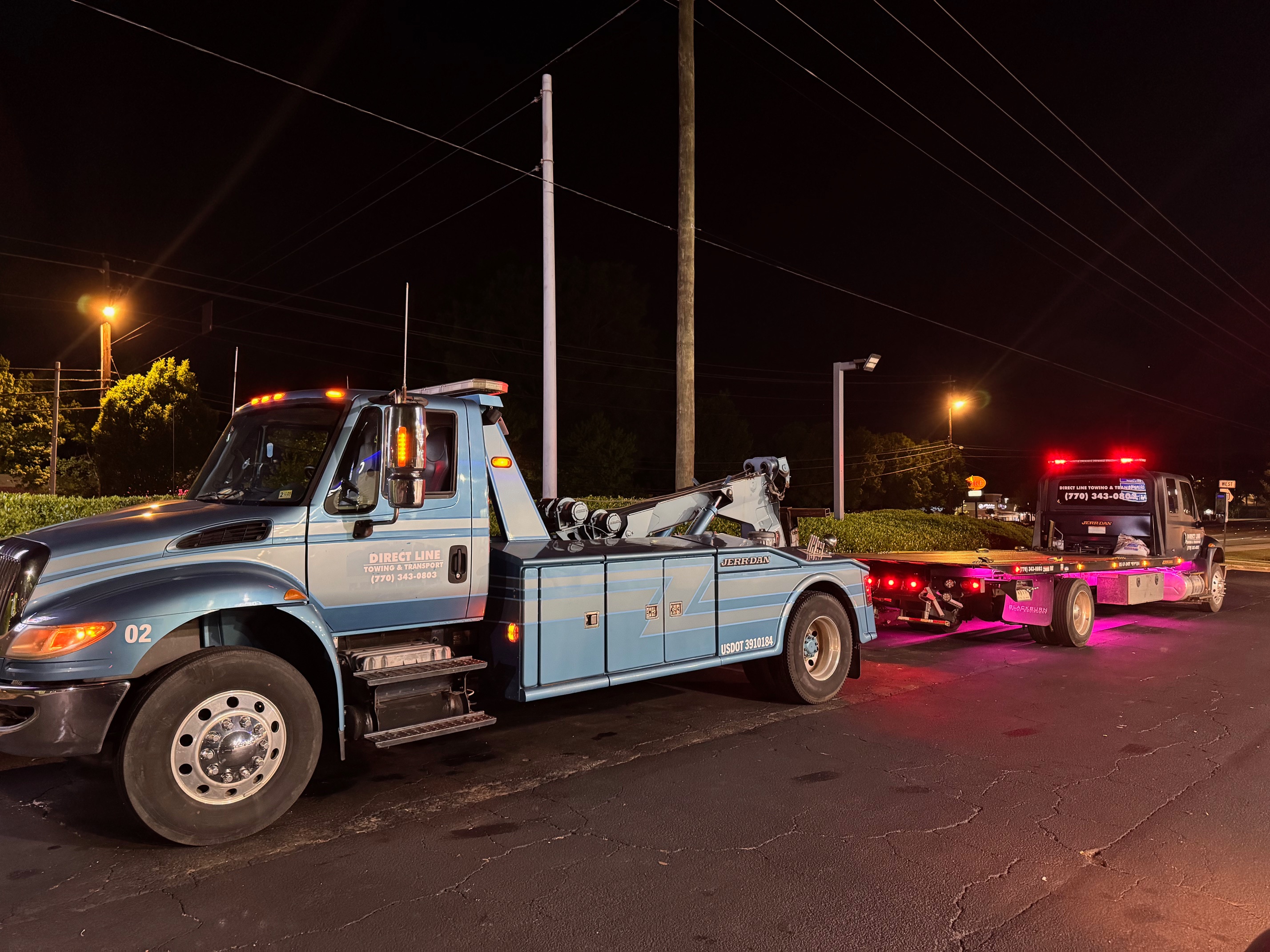 Direct Line Towing & Transport Inc. logo